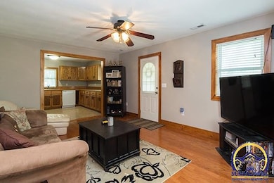 314 E Main St, Mayetta, KS 66509 - photo 3