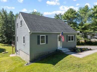 301 Dearborn Rd, Pembroke, NH 03275 - photo 2