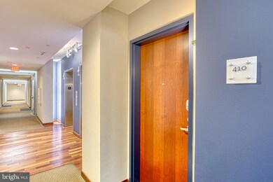 Twelve 09 unit 410, Baltimore, MD 21201 - photo 5