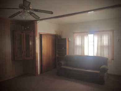 864 N Woodstock Rd, Southbridge, MA 01550 - photo 7