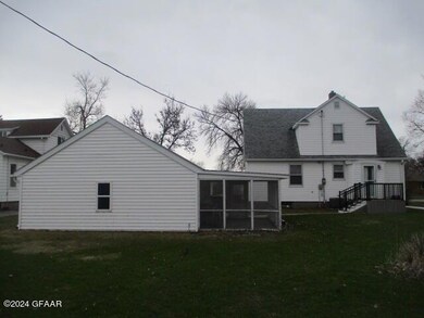 Rear-Garage & House