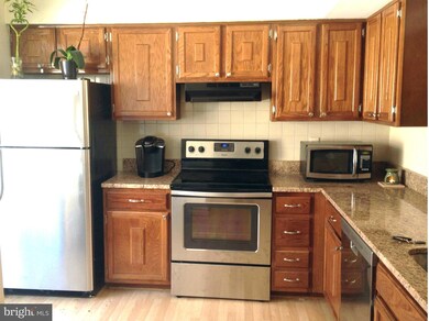 18725 Summer Oak Ct, Germantown, MD 20874 - photo 4