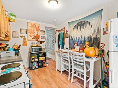 213 High St, Woonsocket, RI 02895 - photo 4