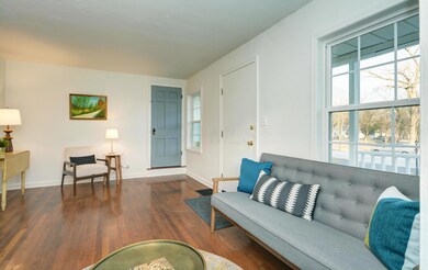Living Room (10)