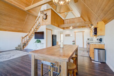 8860 Drake Lane-68