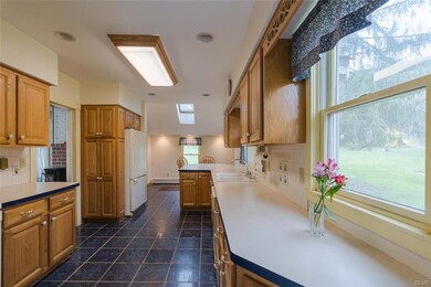 3771 Church View Rd, Emmaus, PA 18049 - photo 5