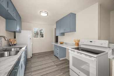 1524 E Walton Ave, Spokane, WA 99207 - photo 5