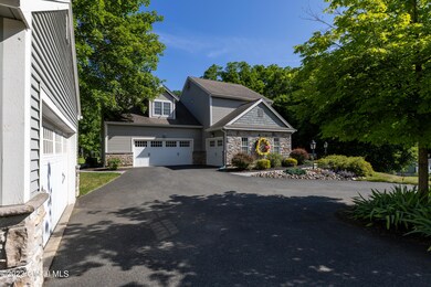 162 Winter St, Troy, NY 12180 - photo 2