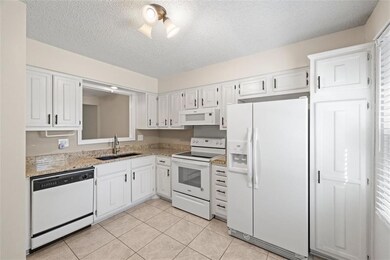 11208 W 71st Terrace, Shawnee, KS 66203 - photo 4