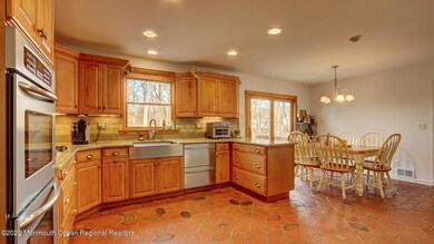 25 Brookside Cir, Marlboro, NJ 07746 - photo 3