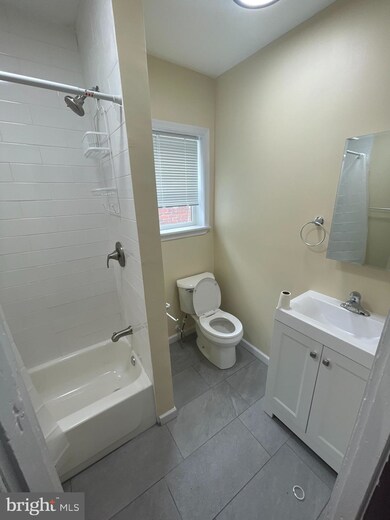 706 Berkley St, Camden, NJ 08103 - photo 6