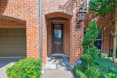 912 Lovett Blvd unit B, Houston, TX 77006 - photo 6