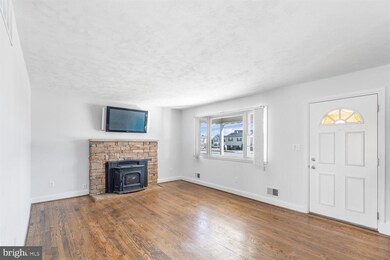 9728 Cross Rd, Perry Hall, MD 21128 - photo 7