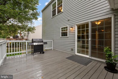 7804 Rippleview Ln, Pasadena, MD 21122 - photo 5