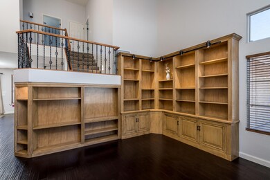 9063 E Maple Dr - MLS-10