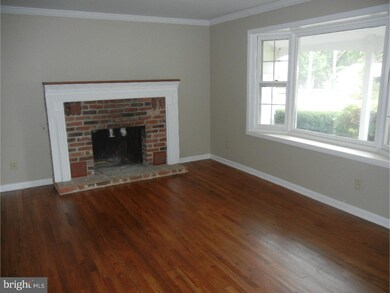 322 S 10th St, Quakertown, PA 18951 - photo 2