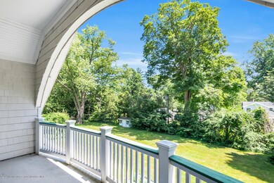 5 Tulip Tree Ln Rumson NJ-large-052-017-