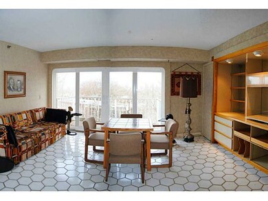 Den/Family/Great Room.