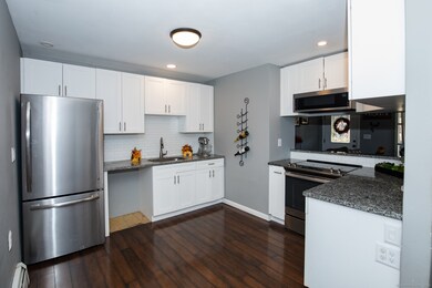 1105 W Woods Rd, Hamden, CT 06518 - photo 6