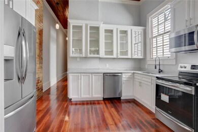1920 KITCHEN