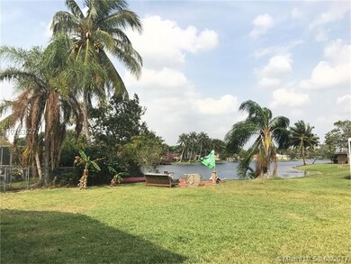 Beautiful lake view from your patio. More pictures