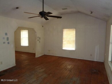 139 September Ln, Lucedale, MS 39452 - photo 4