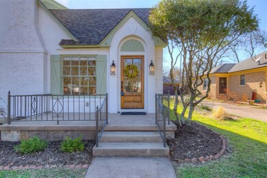 214 Bellevue Dr, Cleburne, TX 76033 - photo 2