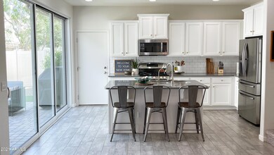 10412 Nopal Kitchen 3
