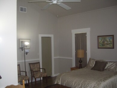 205 Shaw Ave, Fredericksburg, TX 78624 - photo 7