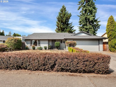 713 SE 40th Ct, Hillsboro, OR 97123 - photo 2