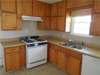 1607 Oxford Way, Oklahoma City, OK 73120 - photo 4