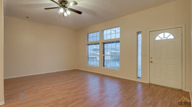 1601 Poso Dr unit 75, Wasco, CA 93280 - photo 6