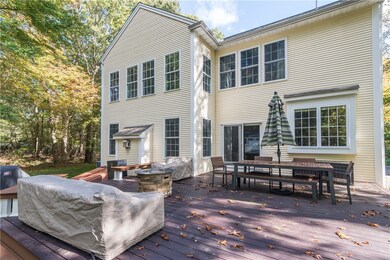 47 Fieldstone Ln, Saunderstown, RI 02874 - photo 4