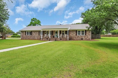 312 S Poplar Ave, Andrews, SC 29510 - photo 3