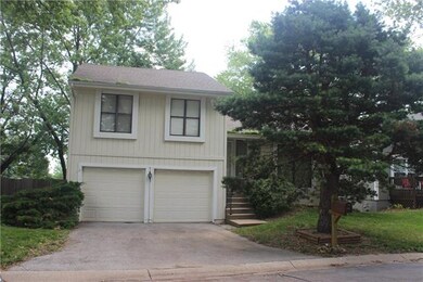 11902 W 66th St, Shawnee, KS 66216 - photo 2