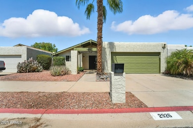 2926 W Altadena Ave, Phoenix, AZ 85029 - photo 2