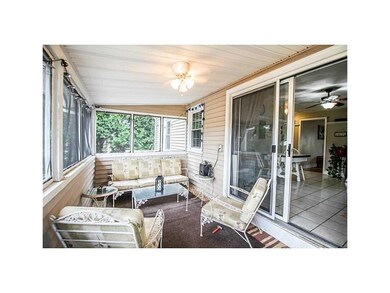 Screened in Porch