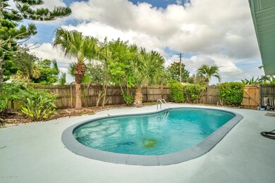 818 Heron Rd, Cocoa, Fl 32926-9
