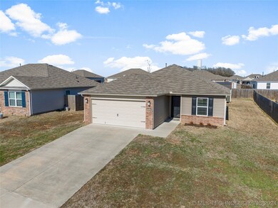 3 bedroom, 2 bath with a 2 car garage blt in 2019.