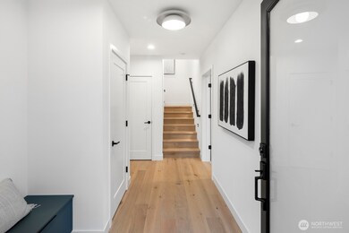 806 34th Ave, Seattle, WA 98122 - photo 5