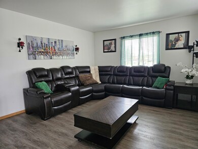 1802 11th St, Waukegan, IL 60085 - photo 4