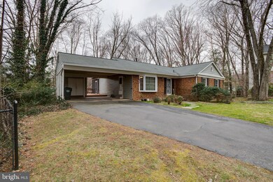 10821 Stanhope Place, Fairfax, VA 22032 - photo 3