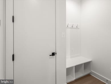 14920 Dispatch St, Rockville, MD 20850 - photo 5