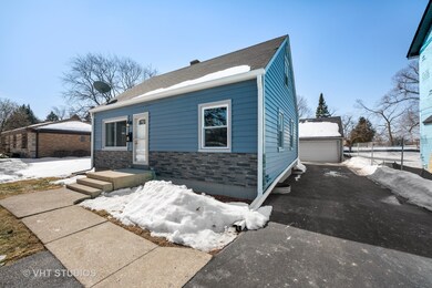 1207 N Eagle St, Naperville, IL 60563 - photo 3