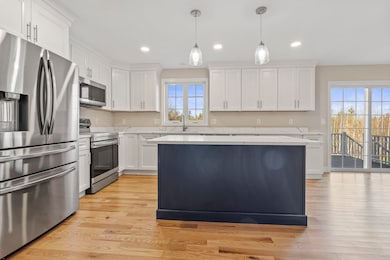 293 Queen St, Boscawen, NH 03303 - photo 7