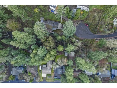 18520 Hillside Ct, West Linn, OR 97068 - photo 2