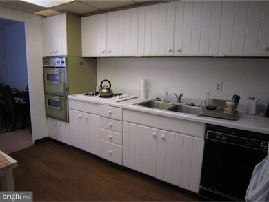 Strath Haven Condominiums unit 1112, Swarthmore, PA 19081 - photo 3