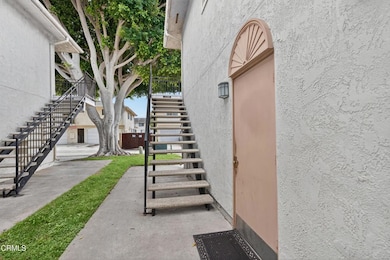 724 W Hemlock St, Port Hueneme, CA 93041 - photo 3