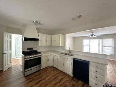 911 E 8th St, Tyler, TX 75701 - photo 5