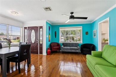 Spacious living/Dining area